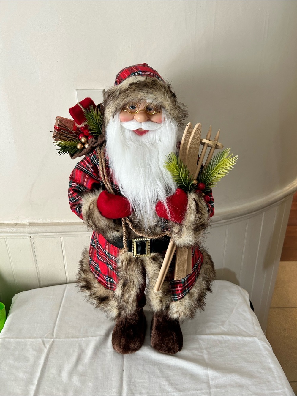 24” Alpine Santa Figurine Red Plaid Skis &   Gift Bag